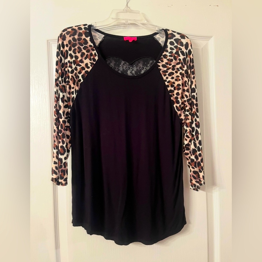 Pre-Owned Betsy Johnson 3/4 Sleeve Top